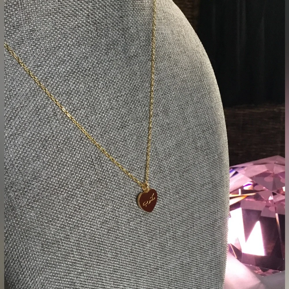 NOMINAL LETTER  HEART CHARM 18K GOLD NECKLACE NWOT NO BOX NO DUST BAG - Picture 10 of 15